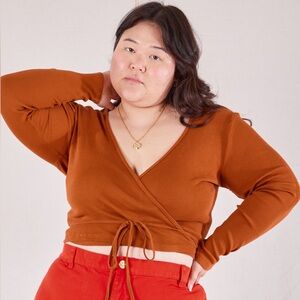 NWOT Big Bud Press Wrap Top Brown Size 6 (3XL, 4XL)